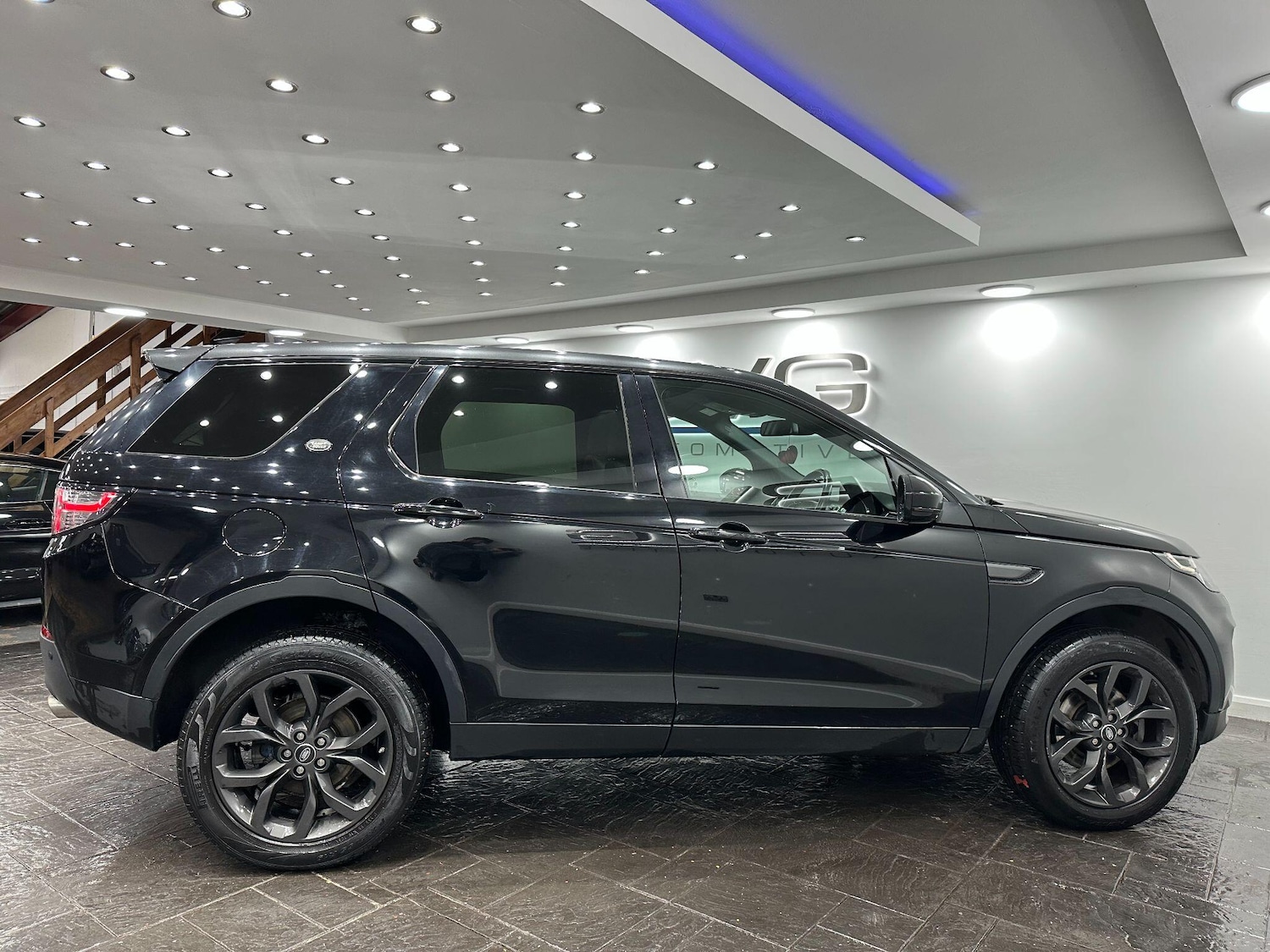 Used Land Rover Discovery Sport 2019 for sale - 76936730: Photo 8