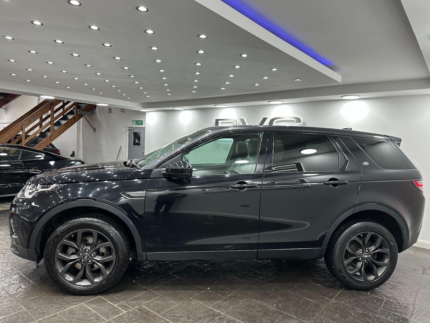 Used Land Rover Discovery Sport 2019 for sale - 76936730: Photo 9