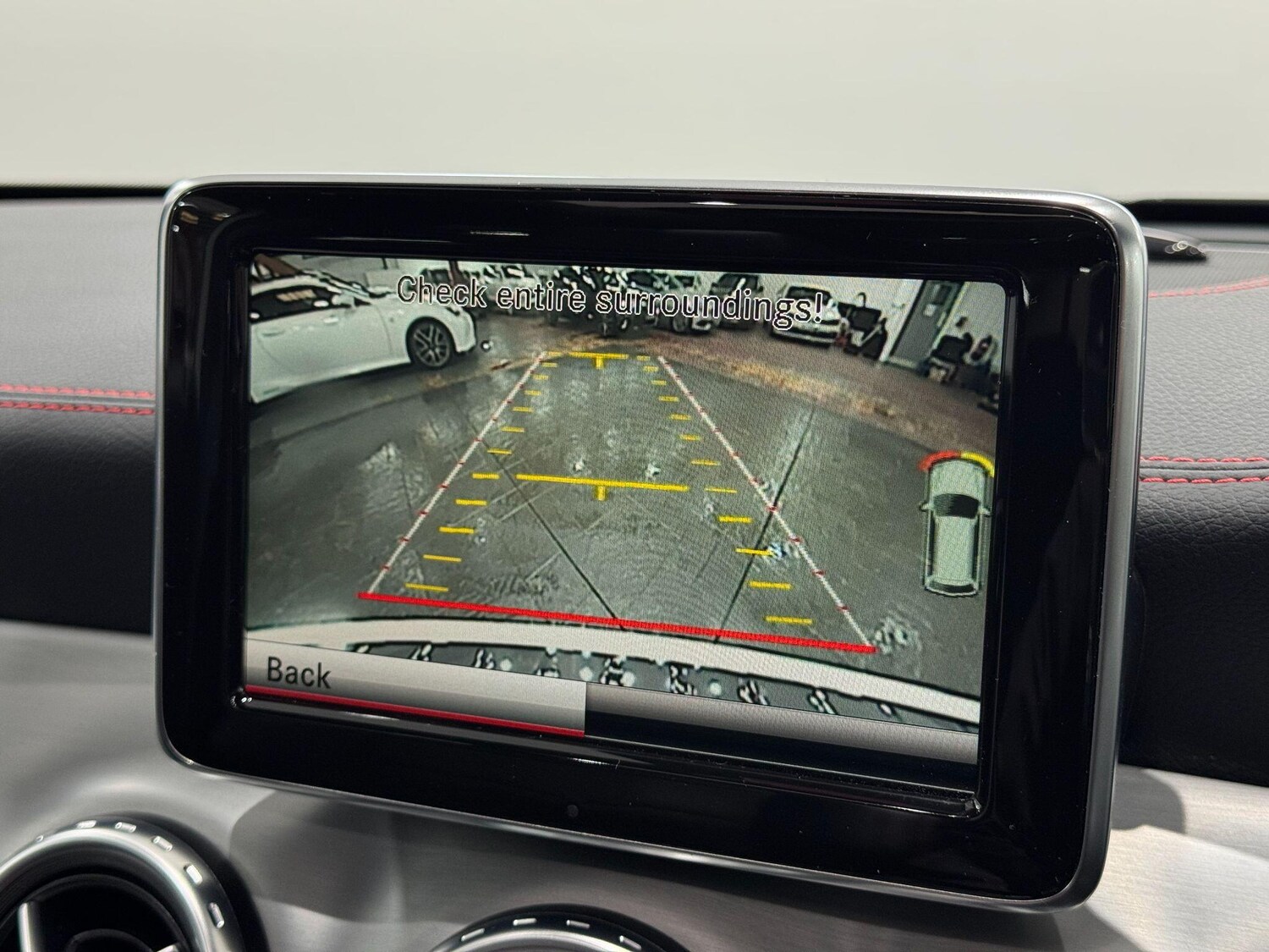 Used Mercedes-Benz GLA 2015 for sale - 77400895: Photo 37