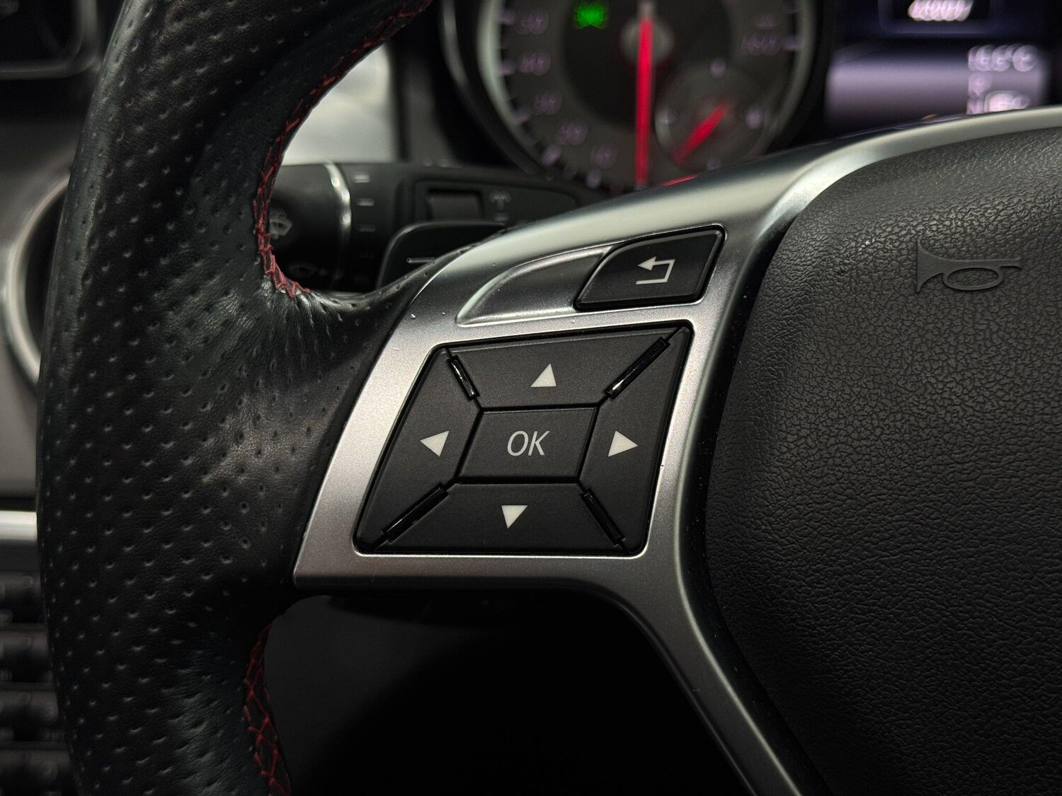 Used Mercedes-Benz GLA 2015 for sale - 77400895: Photo 47