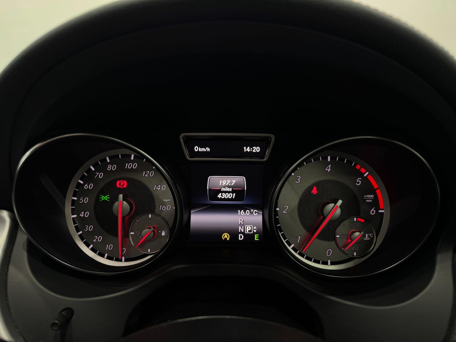 Used Mercedes-Benz GLA 2015 for sale - 77400895: Photo 51