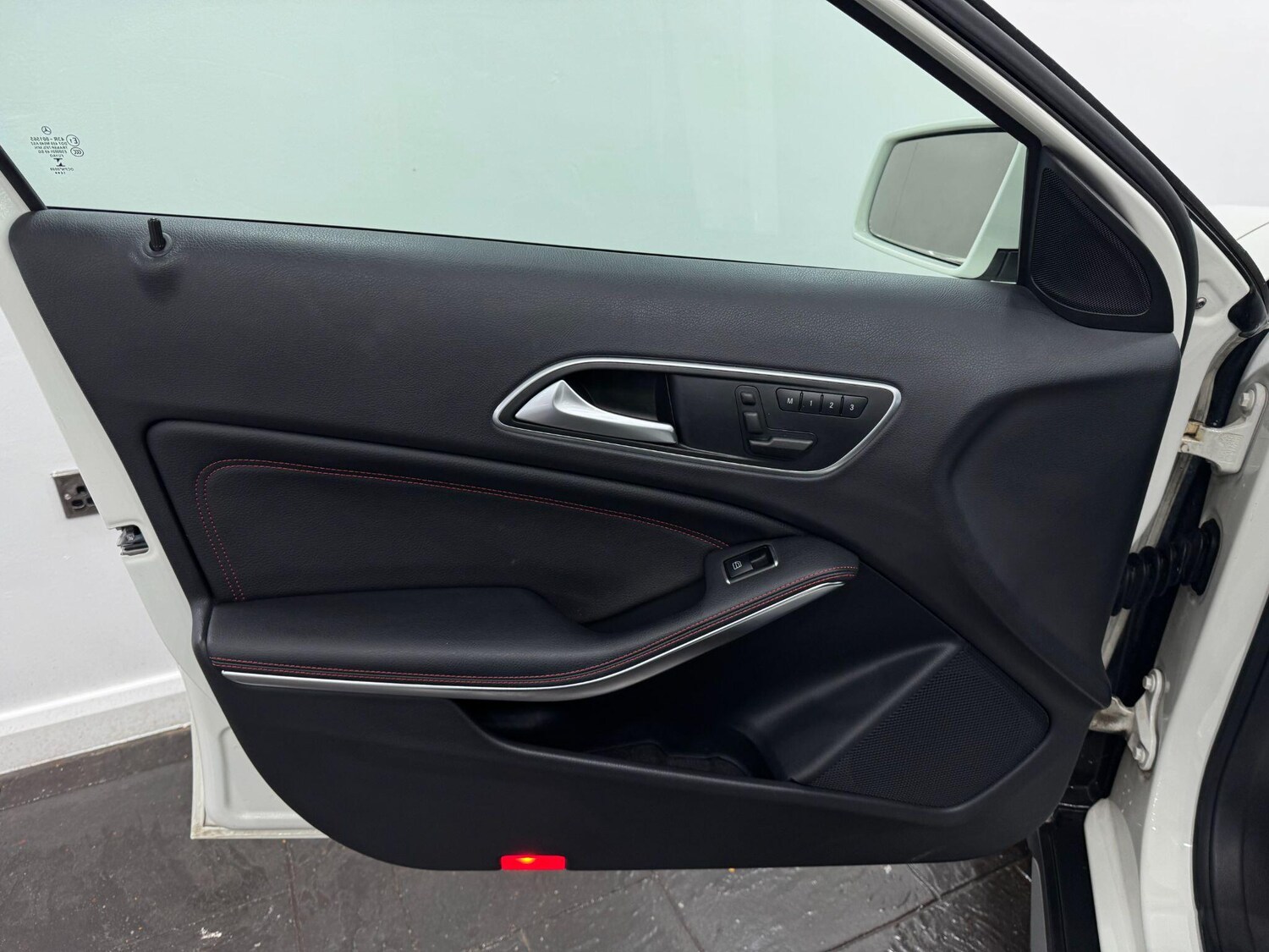 Used Mercedes-Benz GLA 2015 for sale - 77400895: Photo 52