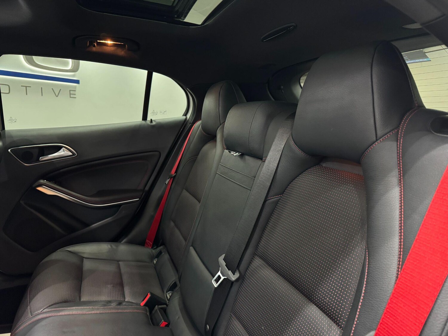 Used Mercedes-Benz GLA 2015 for sale - 77400895: Photo 58