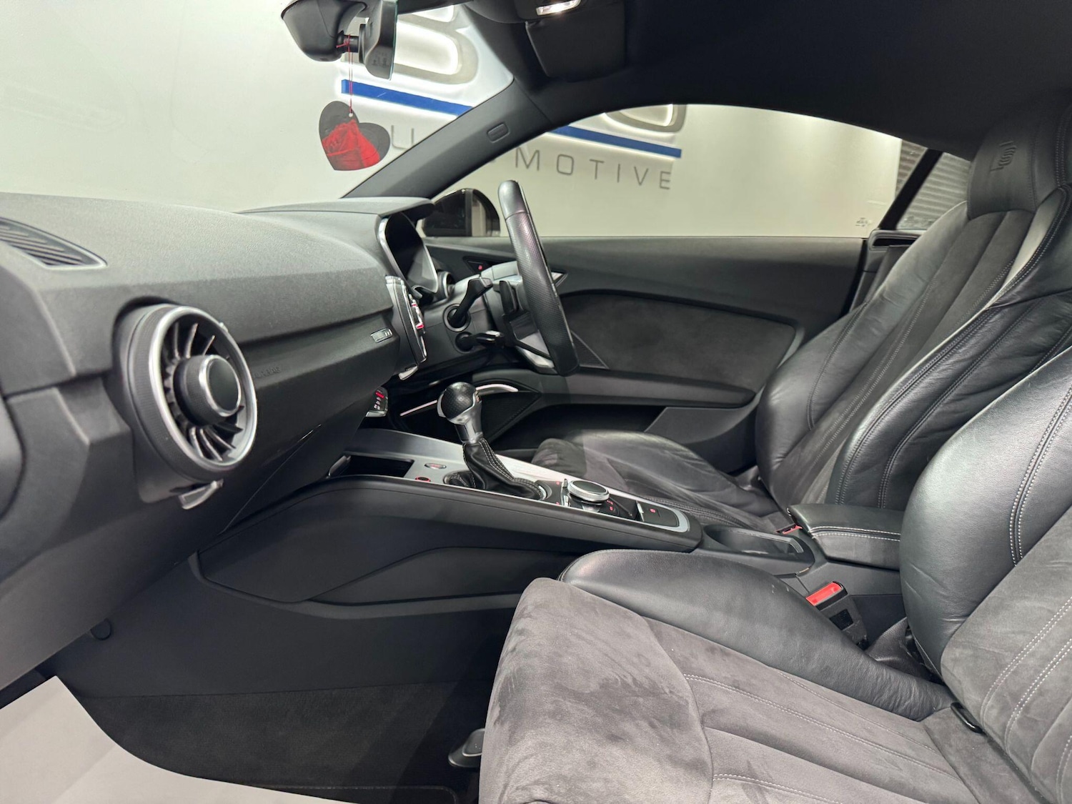 Used Audi TT for sale - 78214115: Photo 39