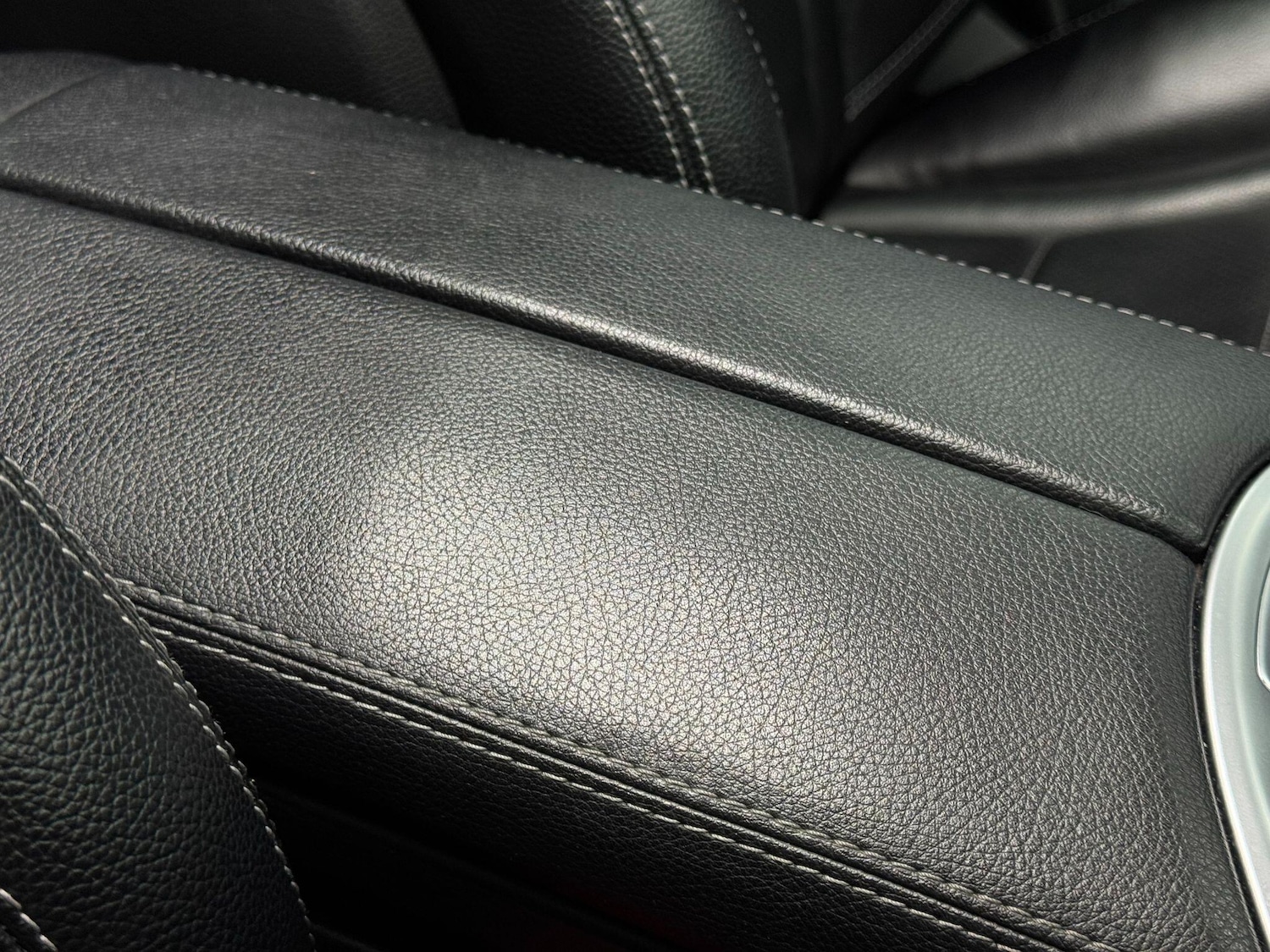 Used Mercedes-Benz C Class 2015 for sale - 77940545: Photo 41