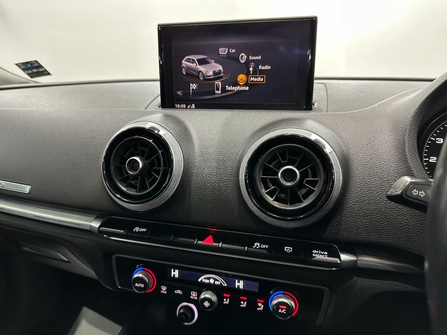 Used Audi A3 2017 for sale - 77017175: Photo 34