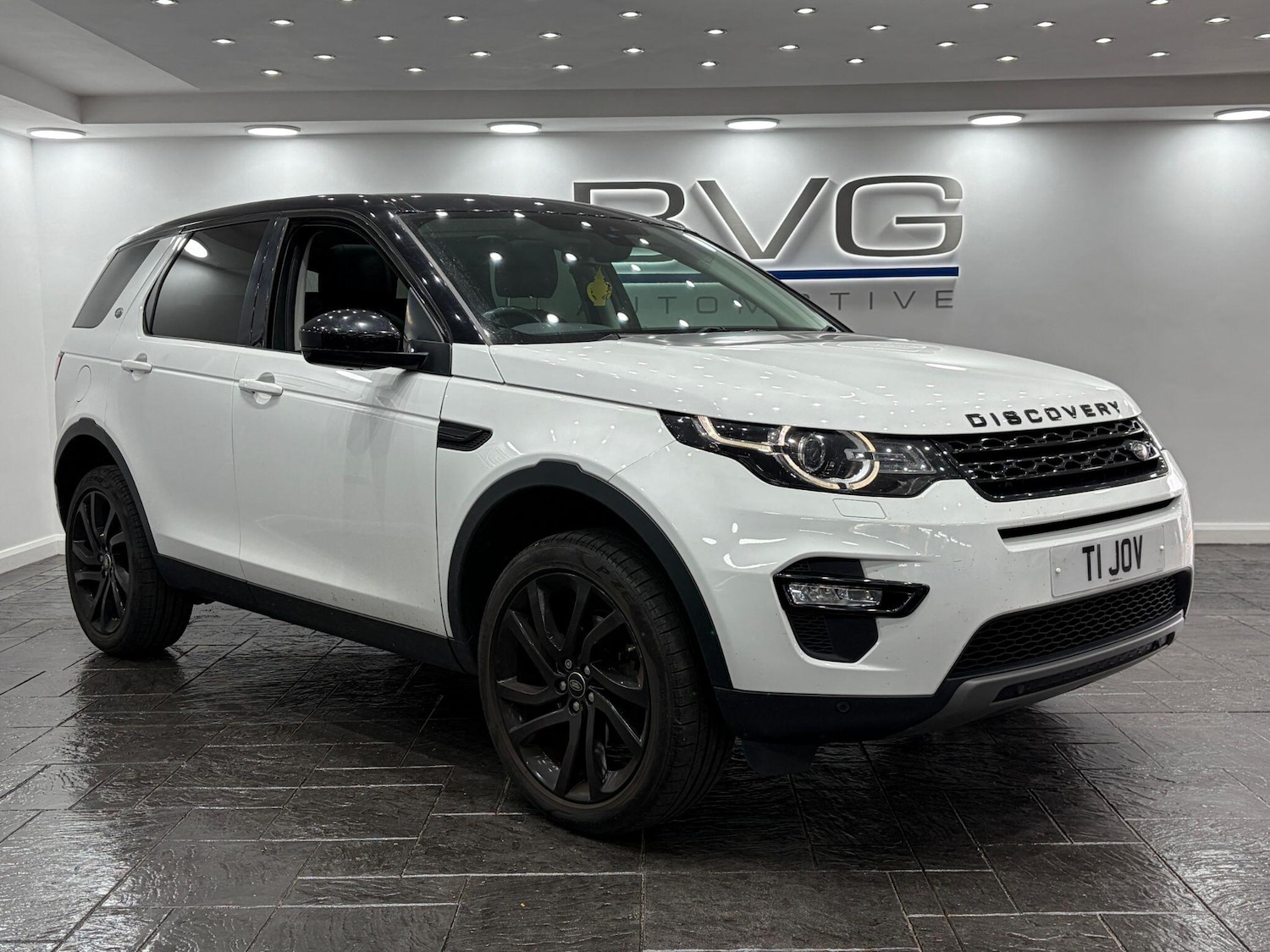 Used Land Rover Discovery Sport 2018 for sale - 76094349: Photo 1