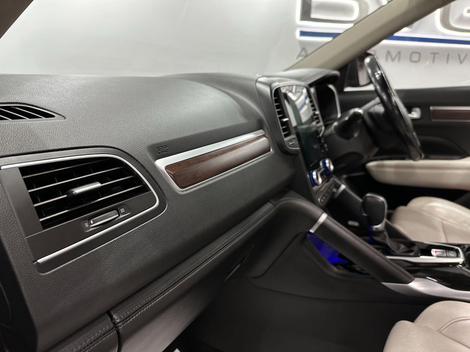 Used Renault Koleos 2017 for sale - 76619723: Photo 49