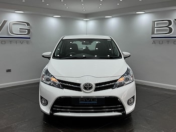 Used Toyota Verso 2017 for sale - 79388211: Photo