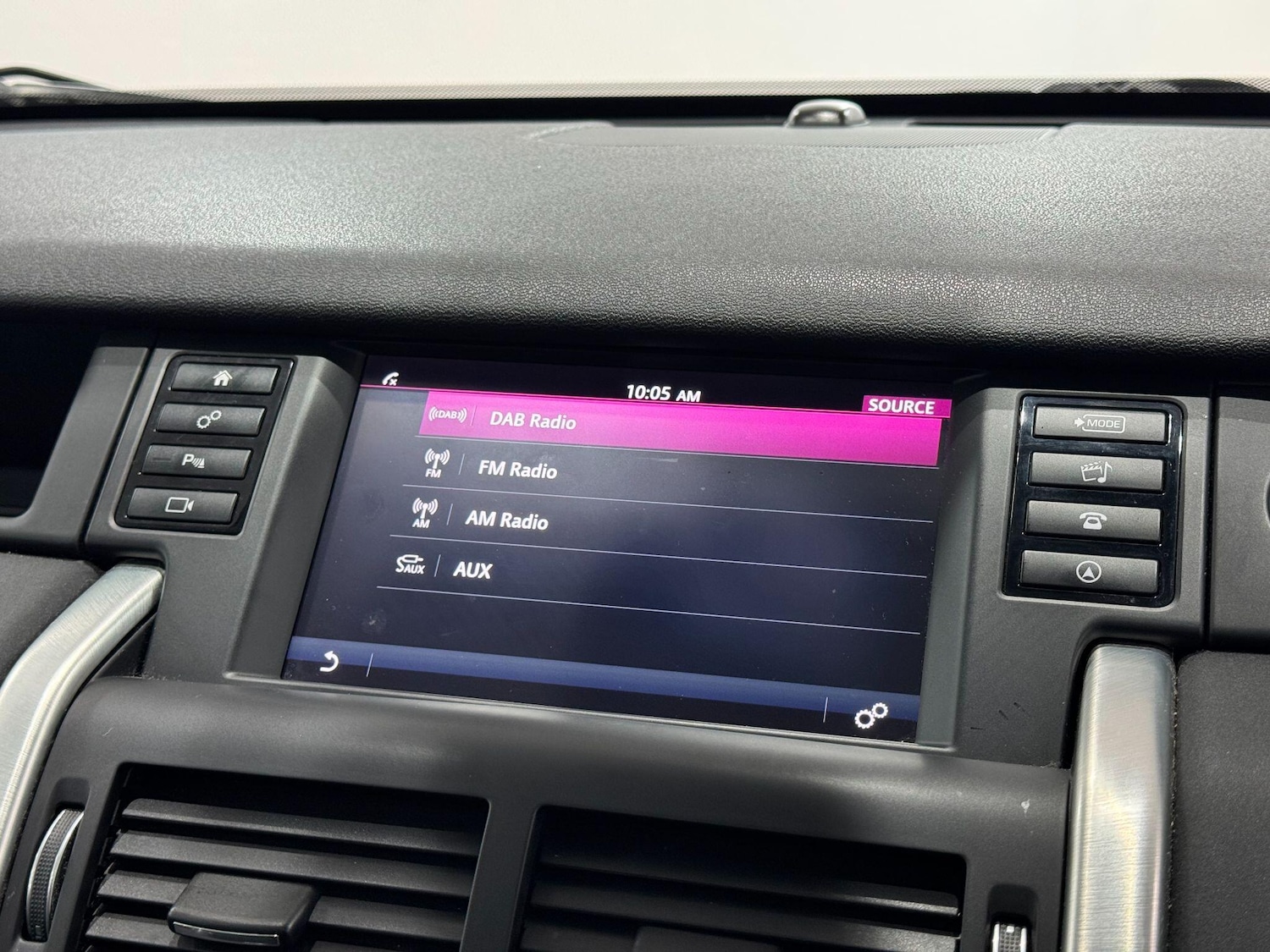 Used Land Rover Discovery Sport 2018 for sale - 77376345: Photo 34