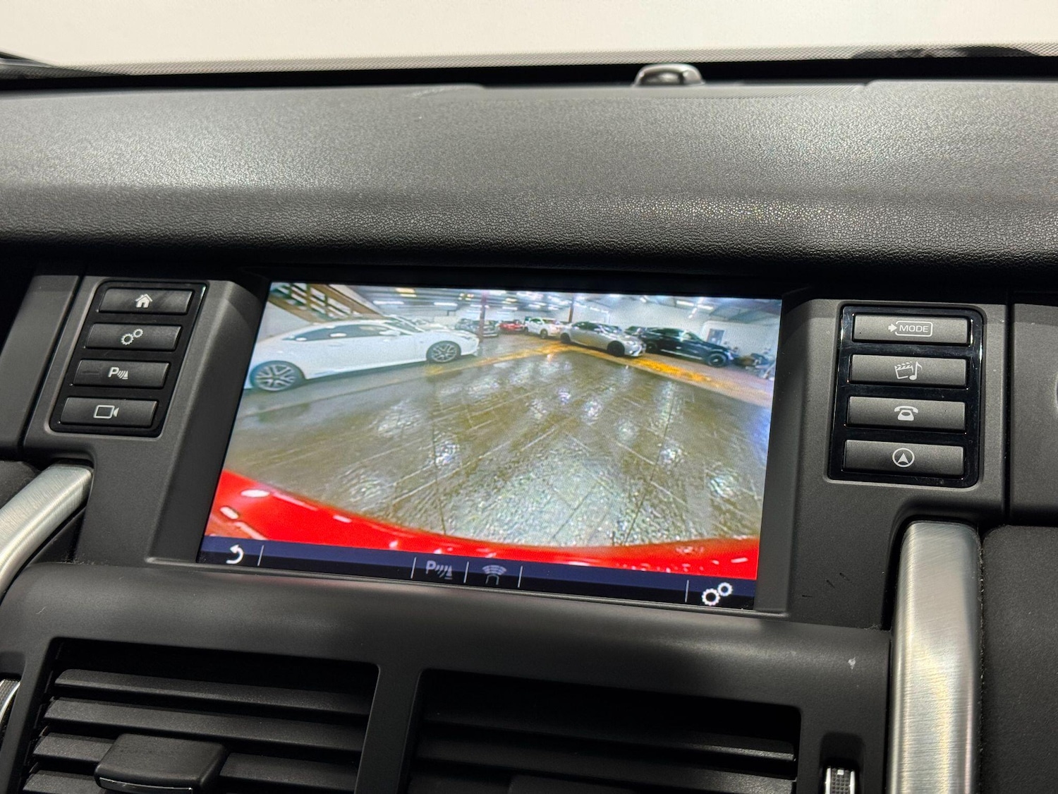 Used Land Rover Discovery Sport 2018 for sale - 77376345: Photo 37