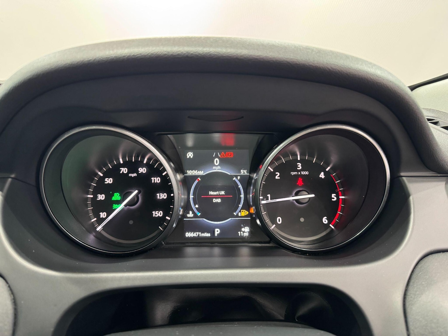 Used Land Rover Discovery Sport 2018 for sale - 77376345: Photo 45