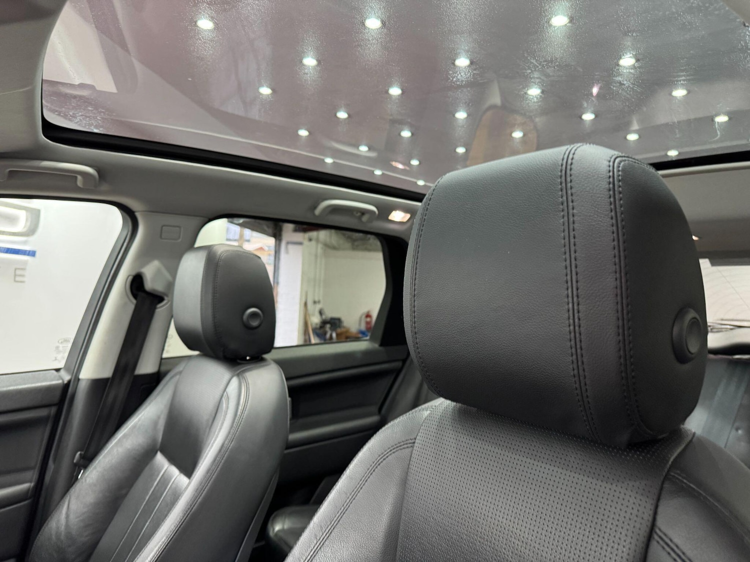 Used Land Rover Discovery Sport 2018 for sale - 77376345: Photo 50