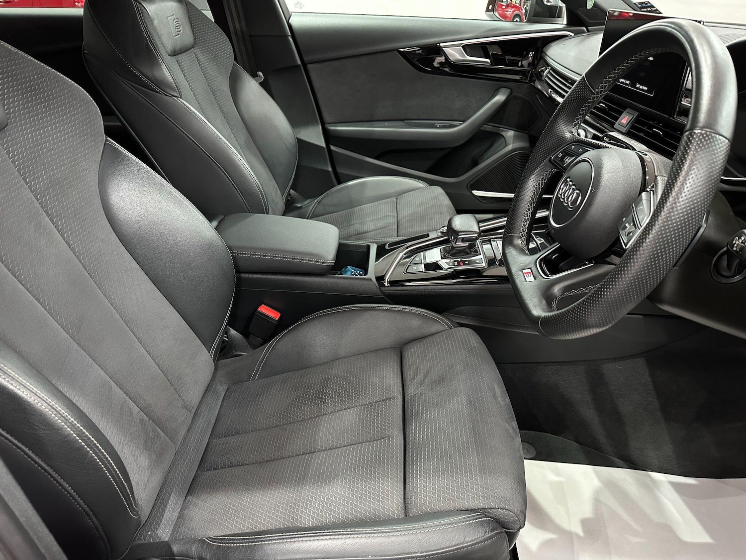 Used Audi A4 2022 for sale - 76136424: Photo 28