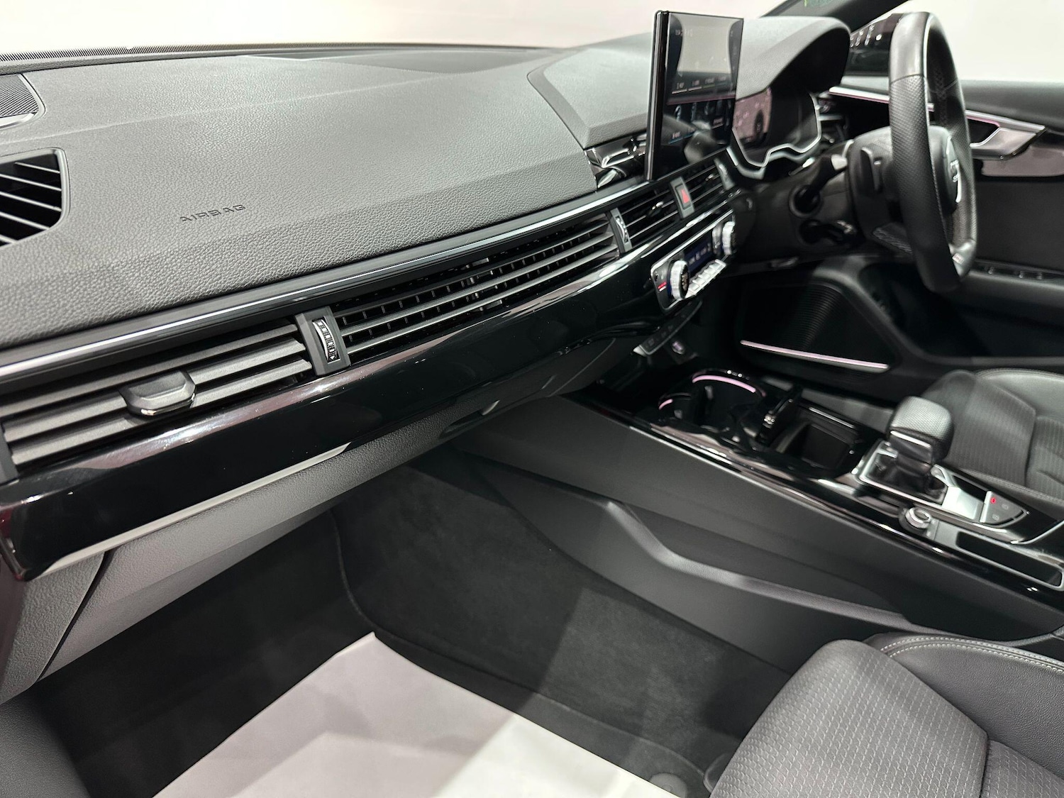Used Audi A4 2022 for sale - 76136424: Photo 63