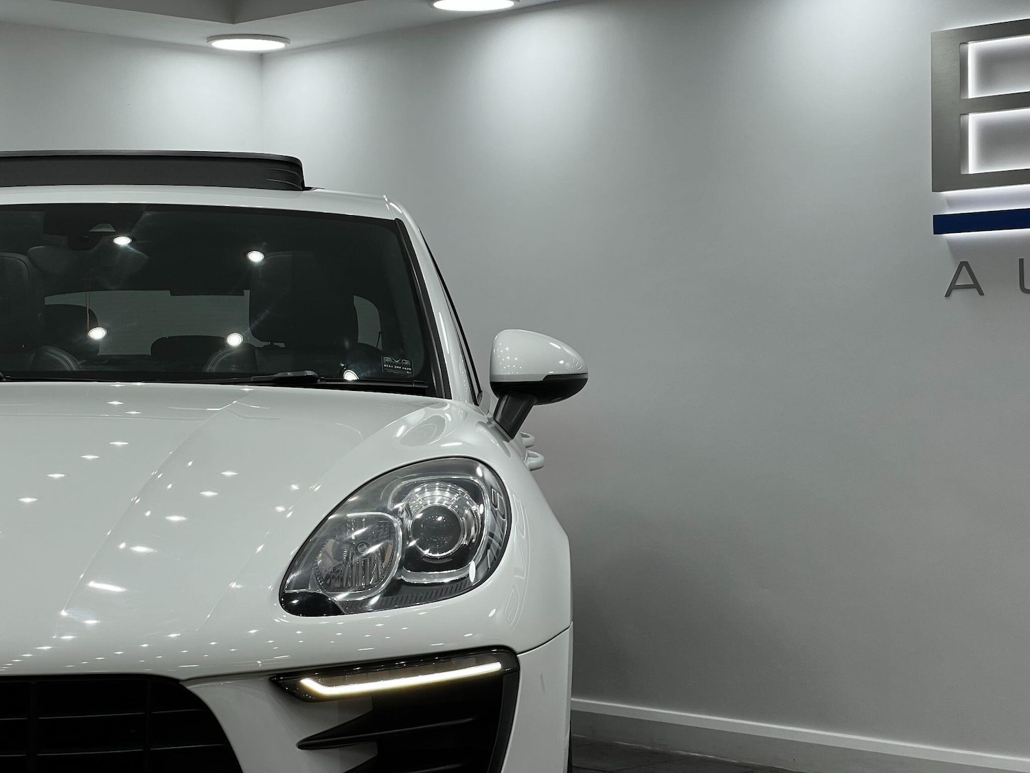 Used Porsche Macan 2014 for sale - 76433067: Photo 16