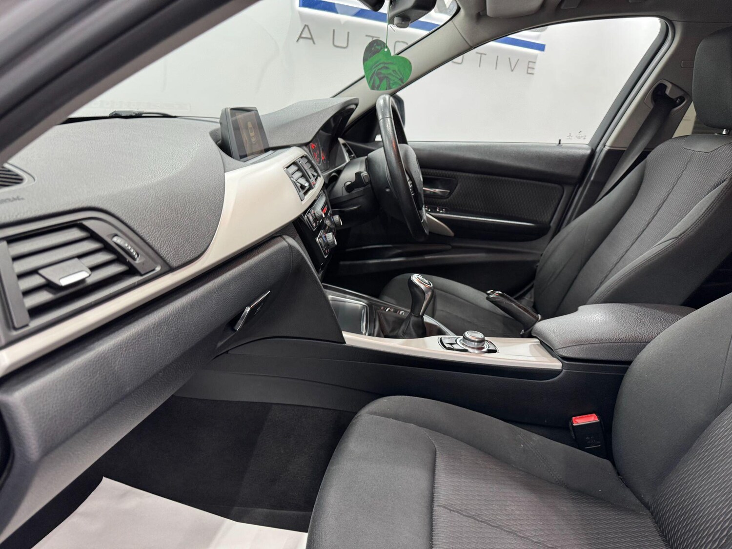 Used BMW 3 Series 2015 for sale - 77574380: Photo 47