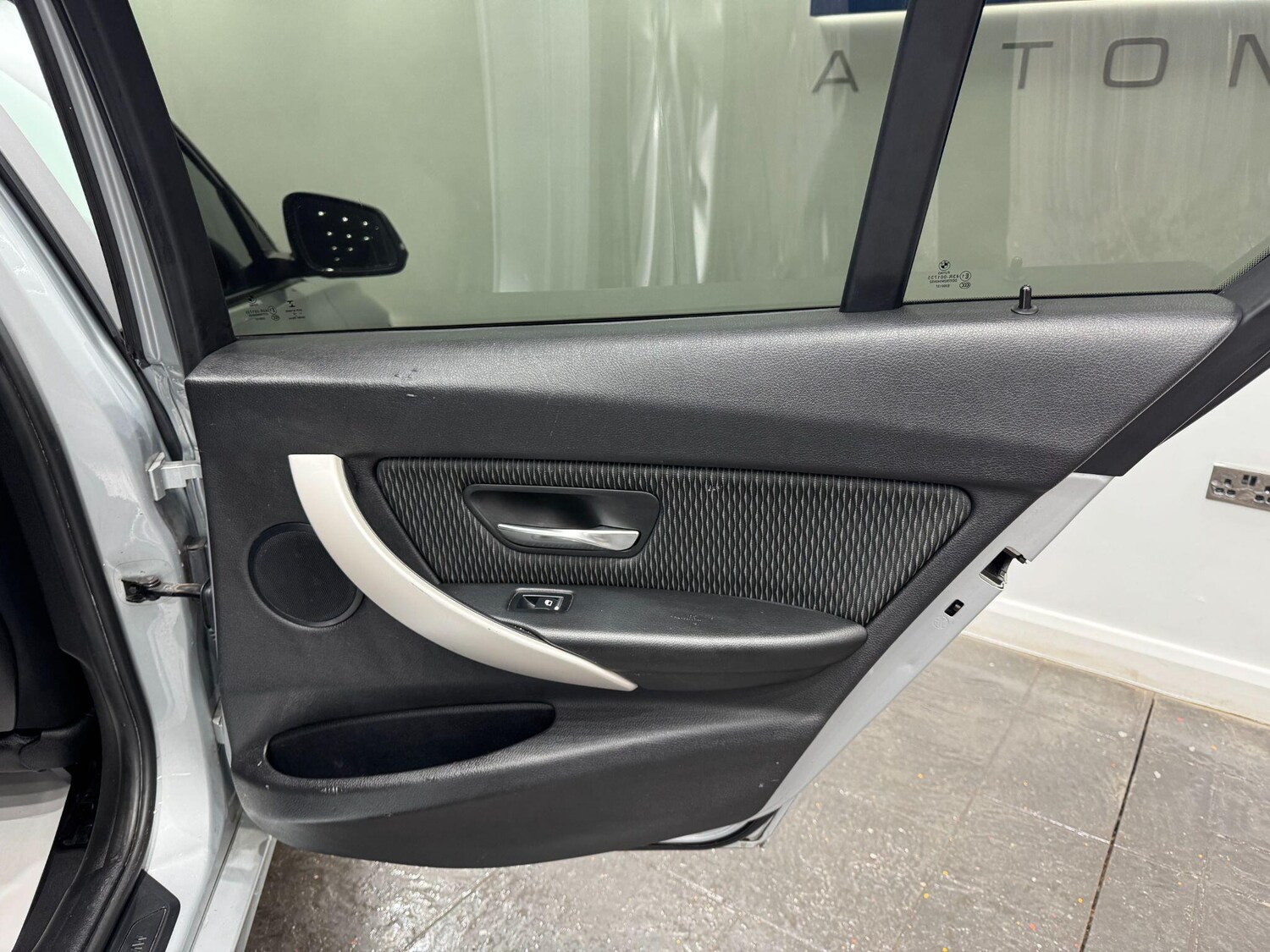 Used BMW 3 Series 2015 for sale - 77574380: Photo 55