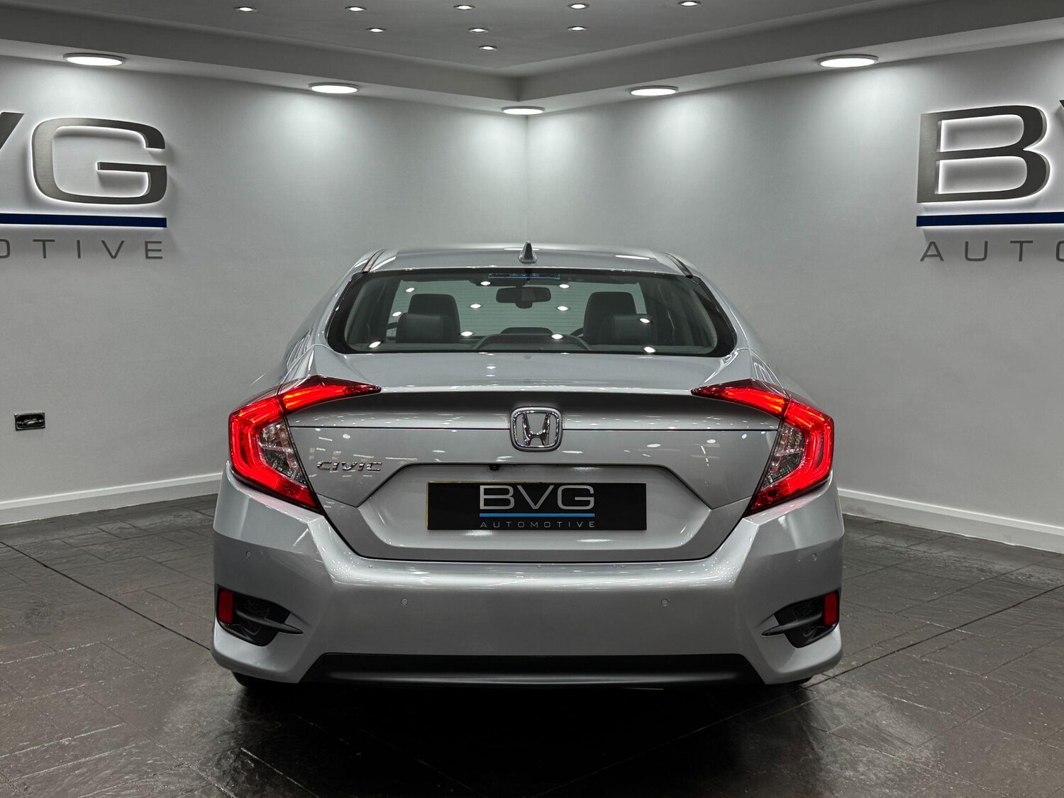 Used Honda Civic 2018 for sale - 78147798: Photo 10