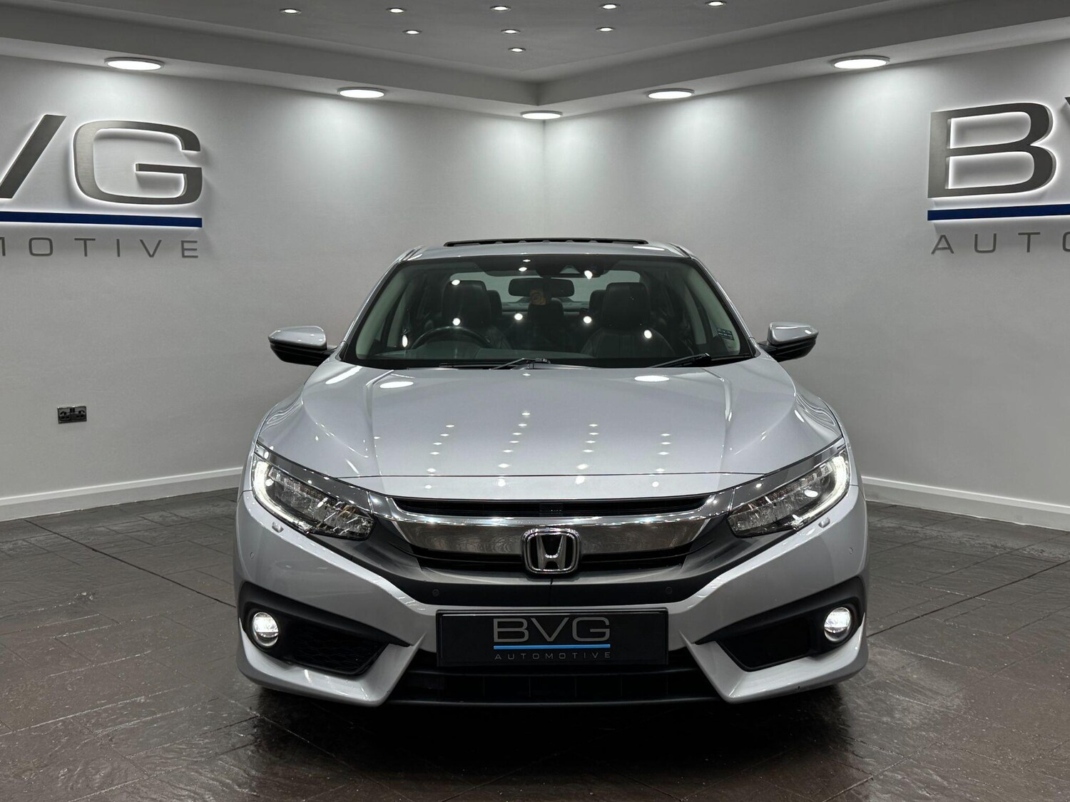 Used Honda Civic 2018 for sale - 78147798: Photo 4