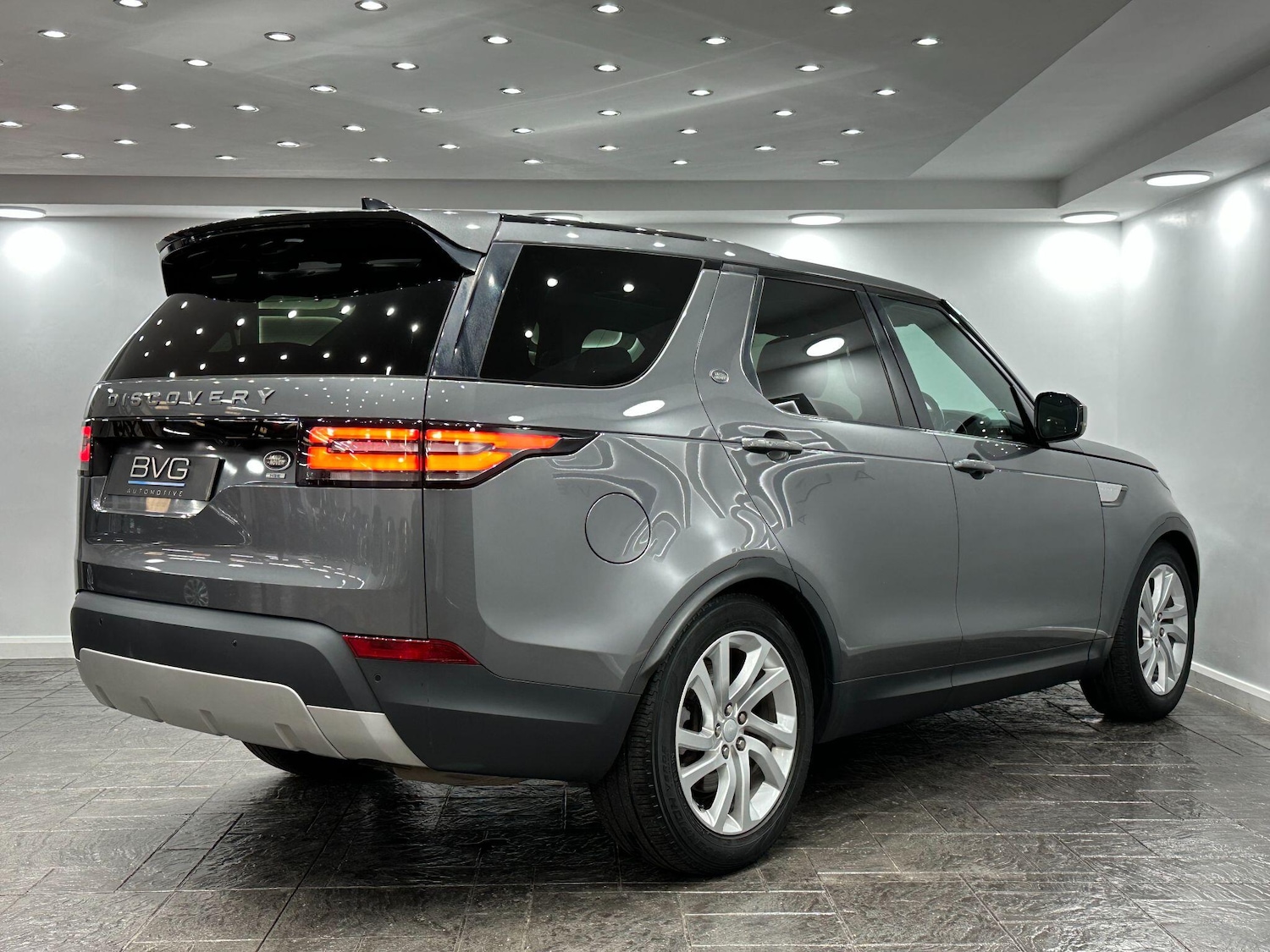 Used Land Rover Discovery 2017 for sale - 76965213: Photo 12