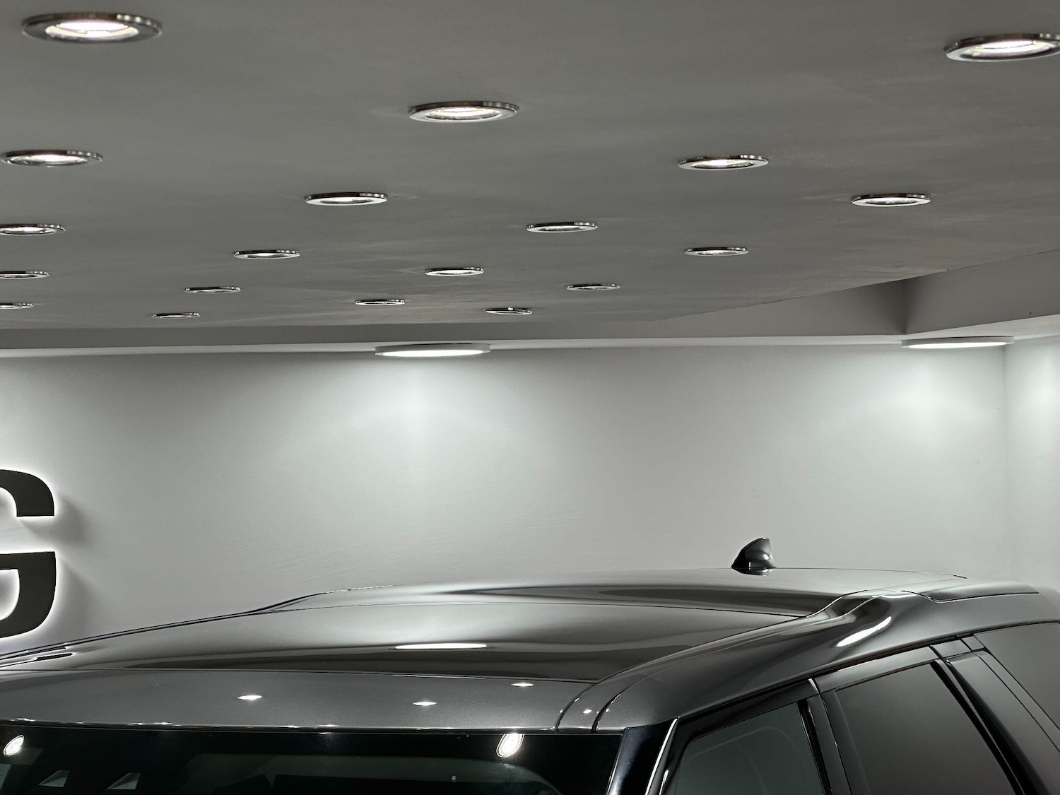 Used Land Rover Discovery 2017 for sale - 76965213: Photo 17