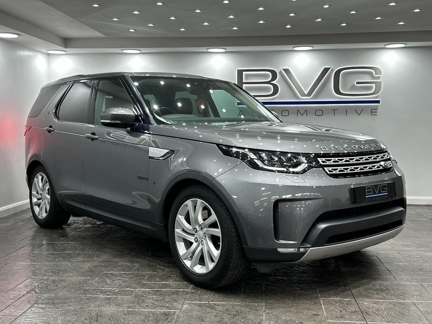 Used Land Rover Discovery 2017 for sale - 76965213: Photo 4