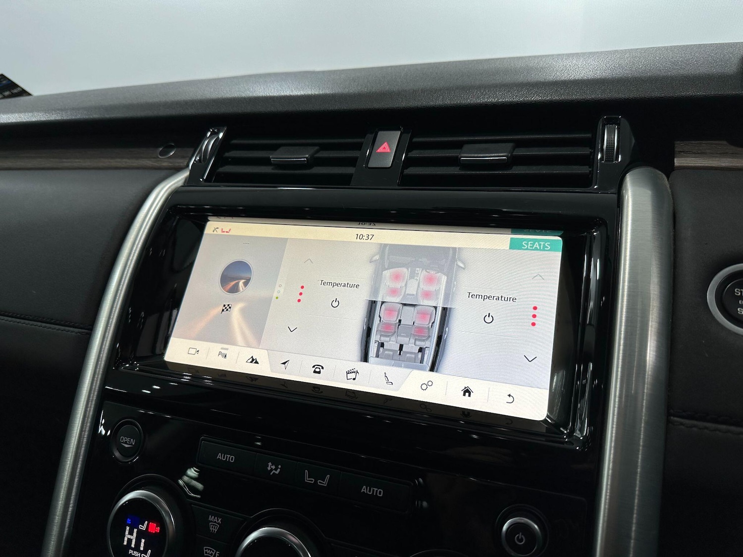 Used Land Rover Discovery 2017 for sale - 76965213: Photo 44