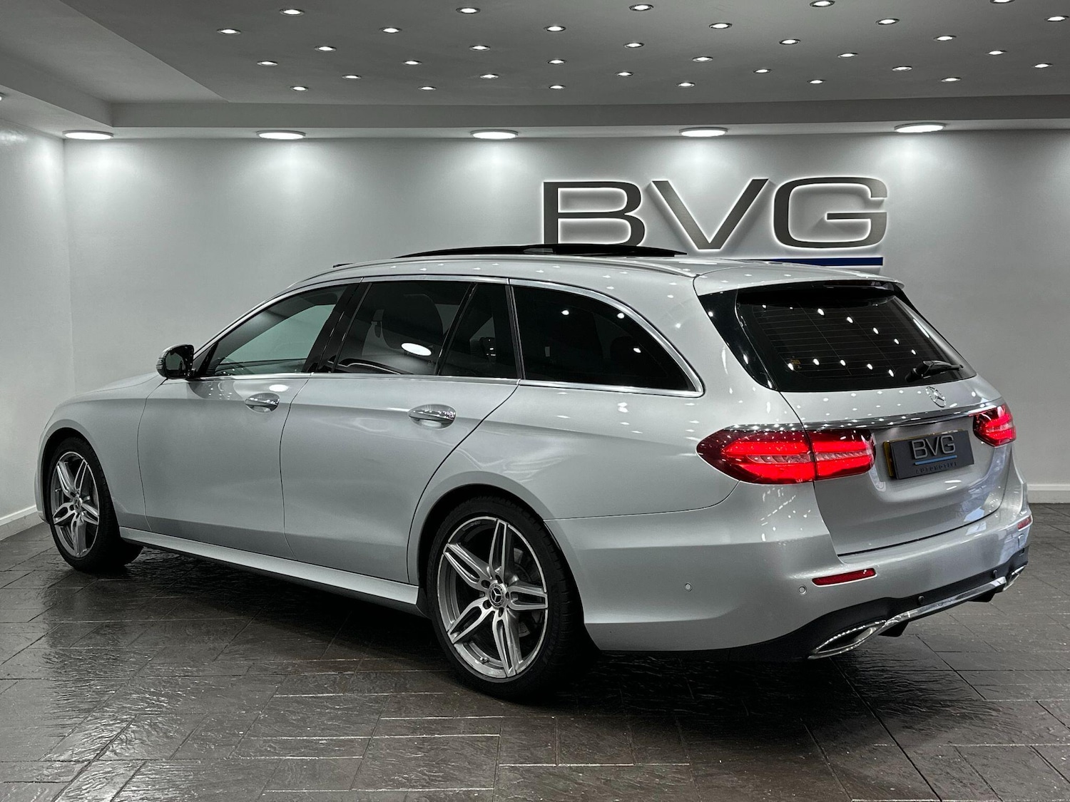 Used Mercedes-Benz E Class 2018 for sale - 77060197: Photo 10