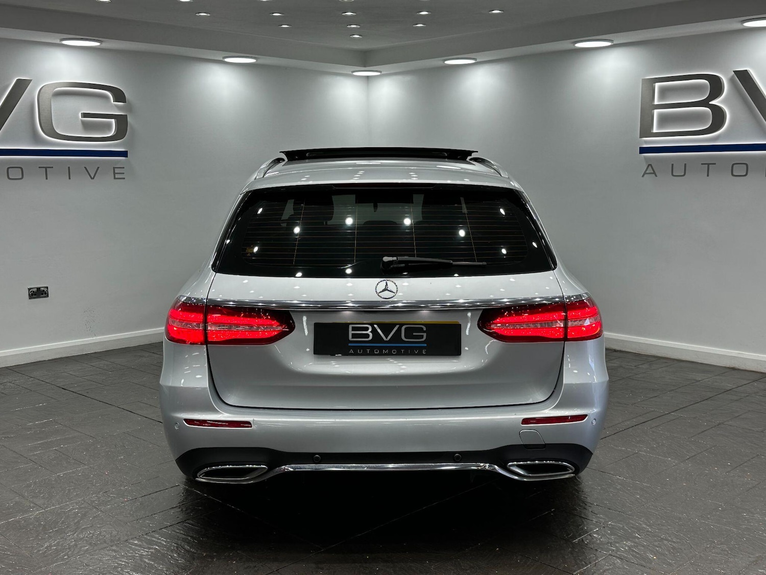 Used Mercedes-Benz E Class 2018 for sale - 77060197: Photo 11