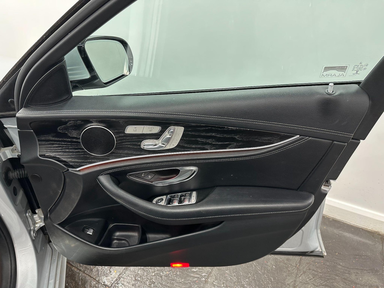 Used Mercedes-Benz E Class 2018 for sale - 77060197: Photo 28