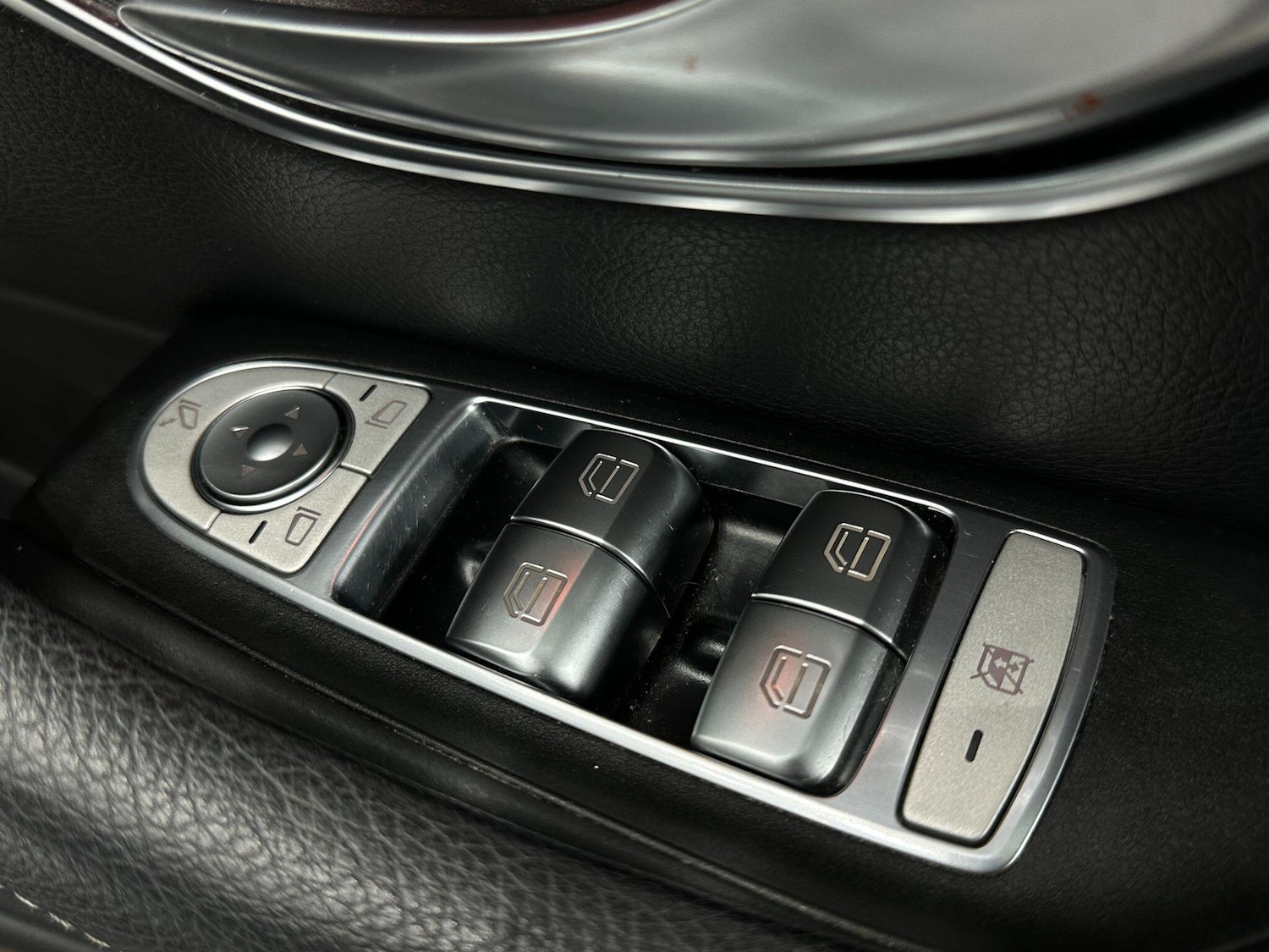 Used Mercedes-Benz E Class 2018 for sale - 77060197: Photo 30