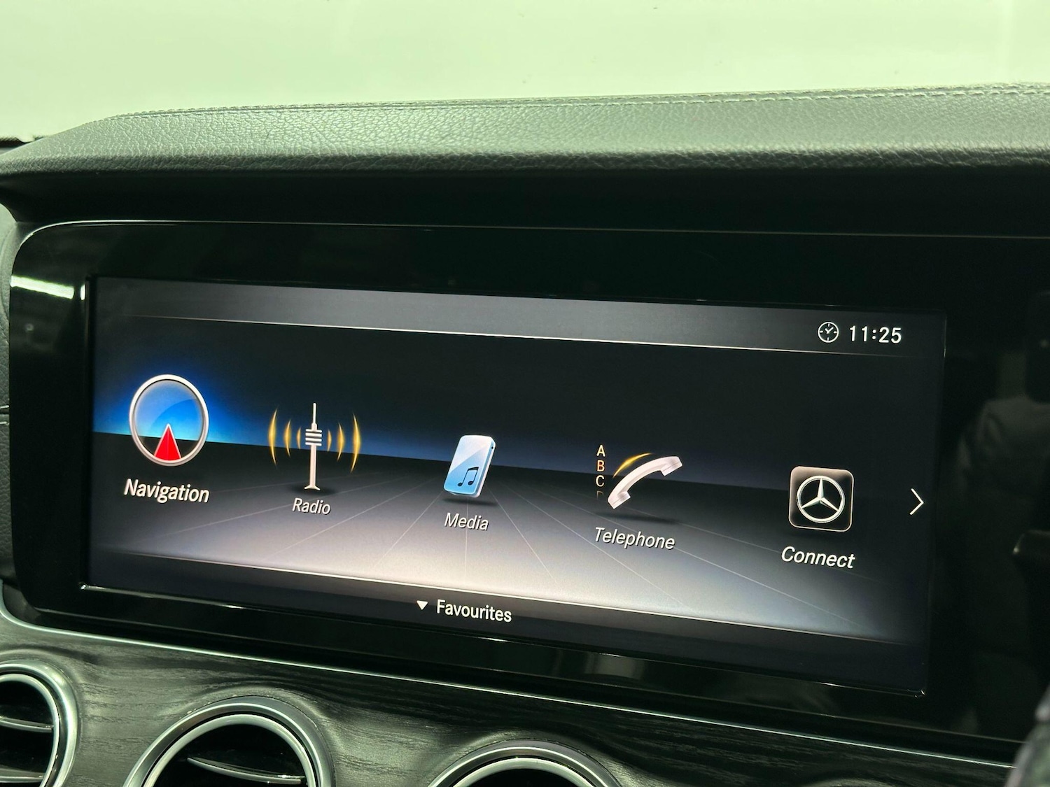 Used Mercedes-Benz E Class 2018 for sale - 77060197: Photo 36