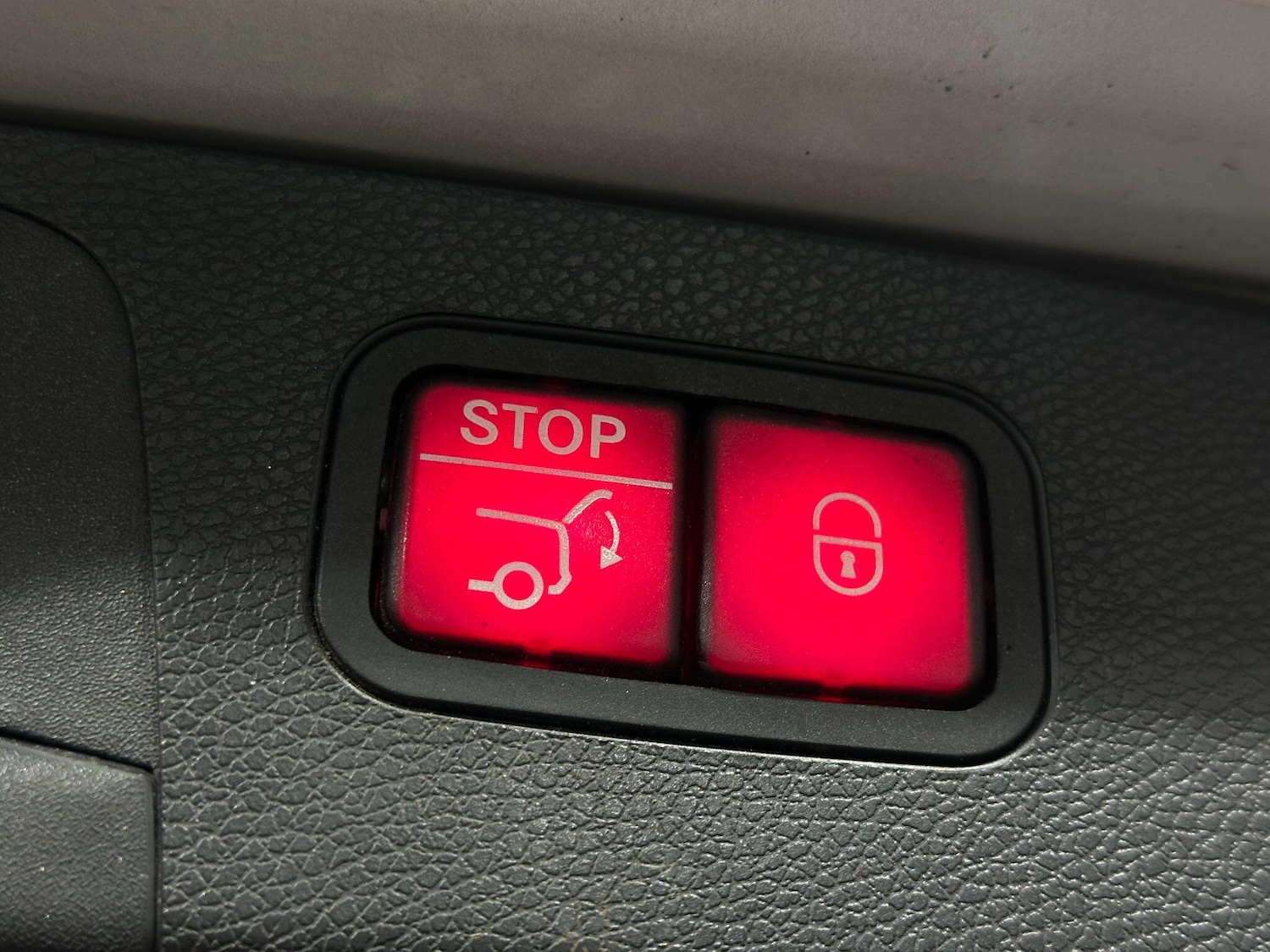 Used Mercedes-Benz E Class 2018 for sale - 77060197: Photo 68