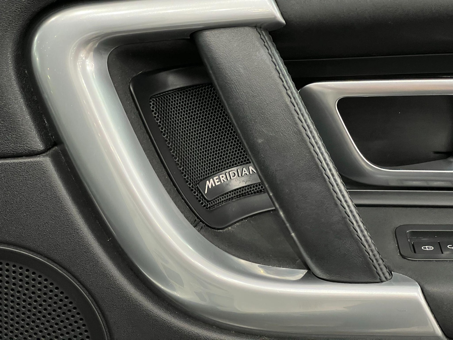 Used Land Rover Discovery Sport 2017 for sale - 76689635: Photo 36