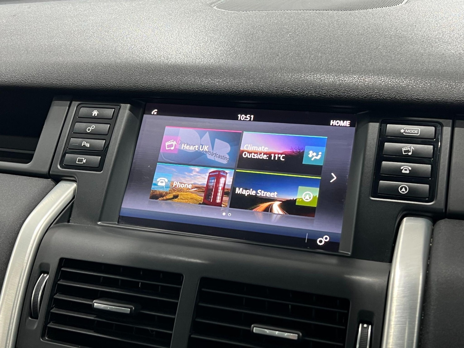 Used Land Rover Discovery Sport 2017 for sale - 76689635: Photo 47