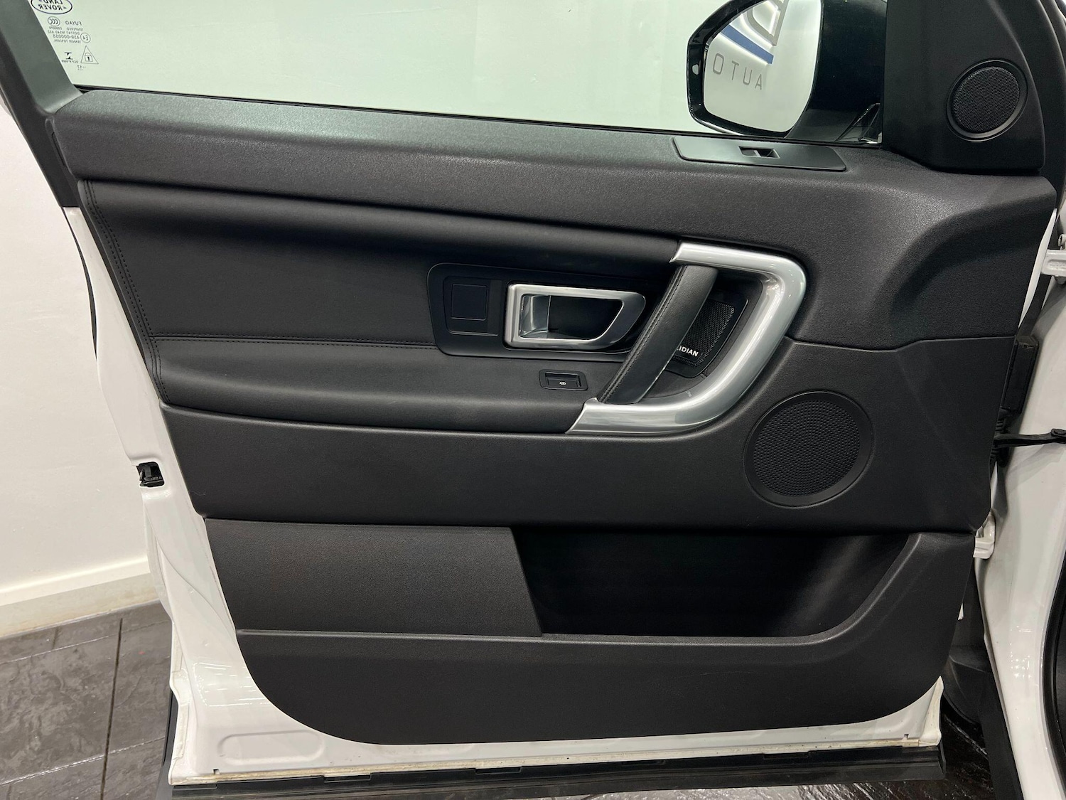 Used Land Rover Discovery Sport 2017 for sale - 76689635: Photo 59