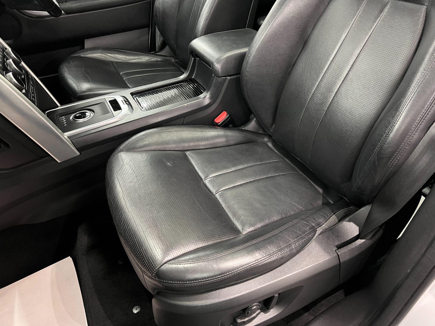 Used Land Rover Discovery Sport 2017 for sale - 76689635: Photo 64