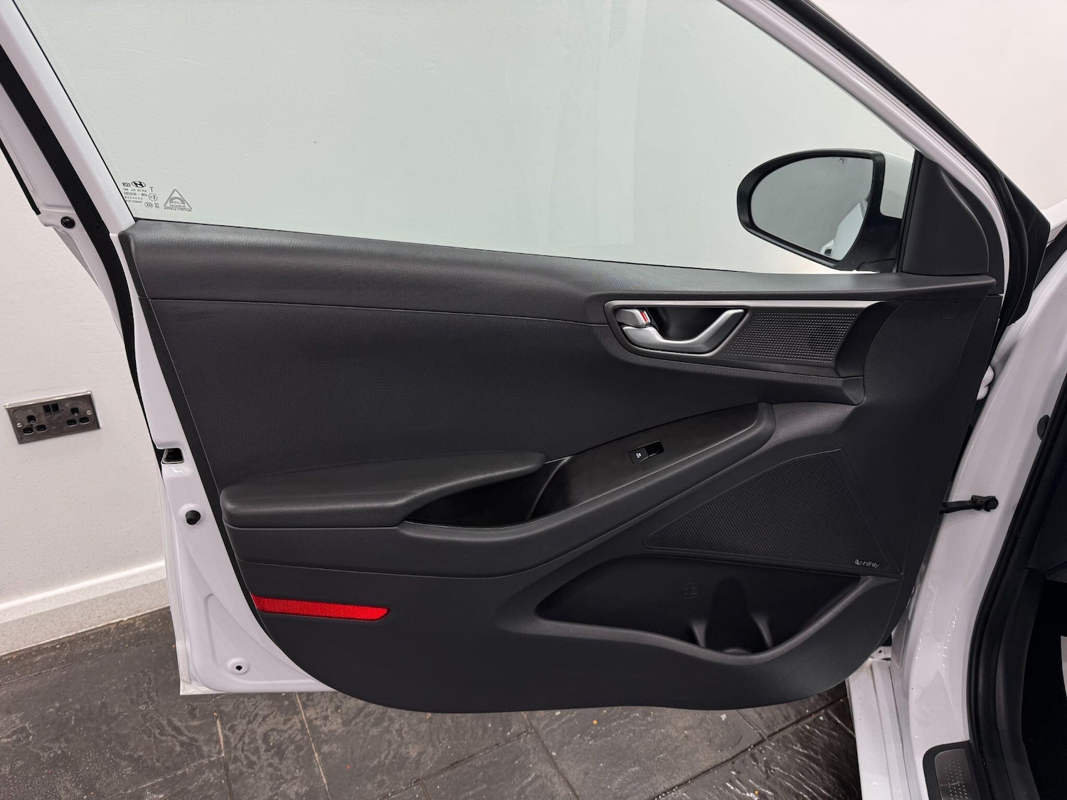 Used Hyundai IONIQ 2021 for sale - 77683855: Photo 49