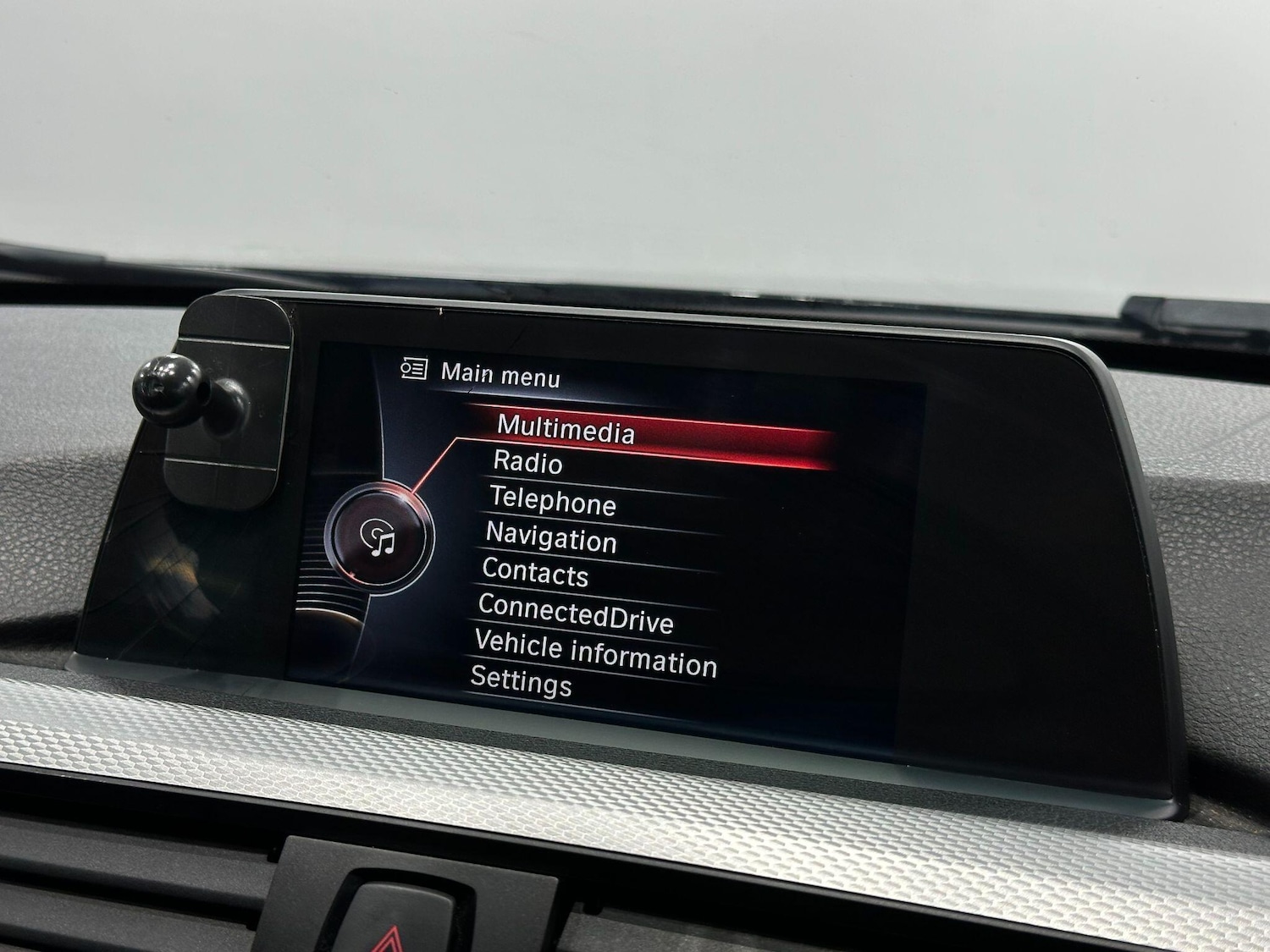 Used BMW 3 Series 2015 for sale - 76765520: Photo 25