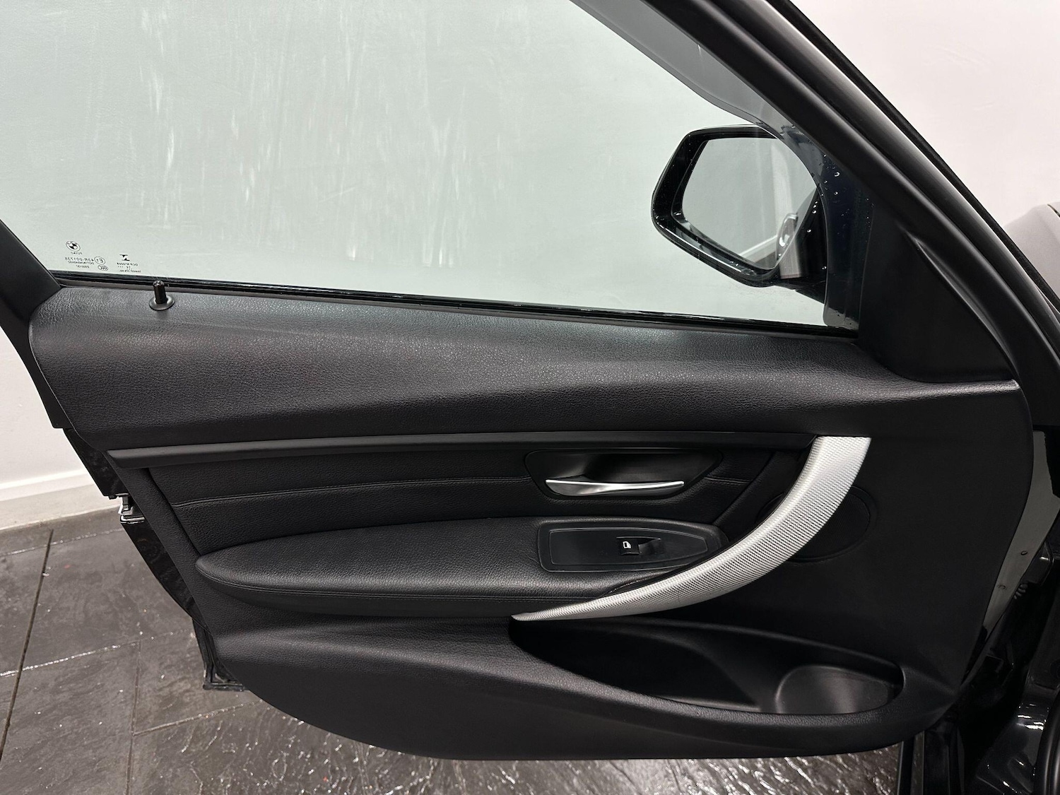 Used BMW 3 Series 2015 for sale - 76765520: Photo 45