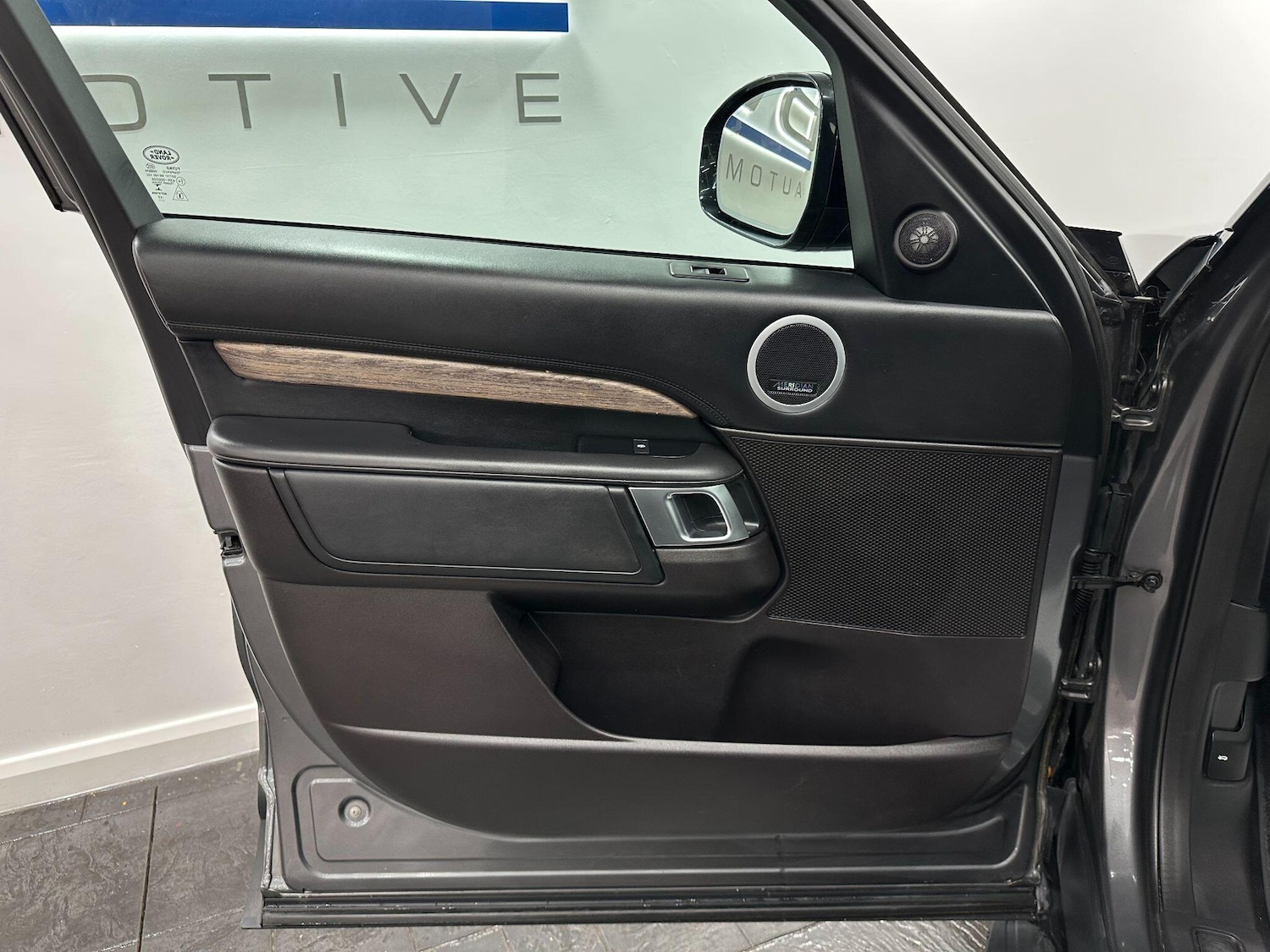 Vehicle 77