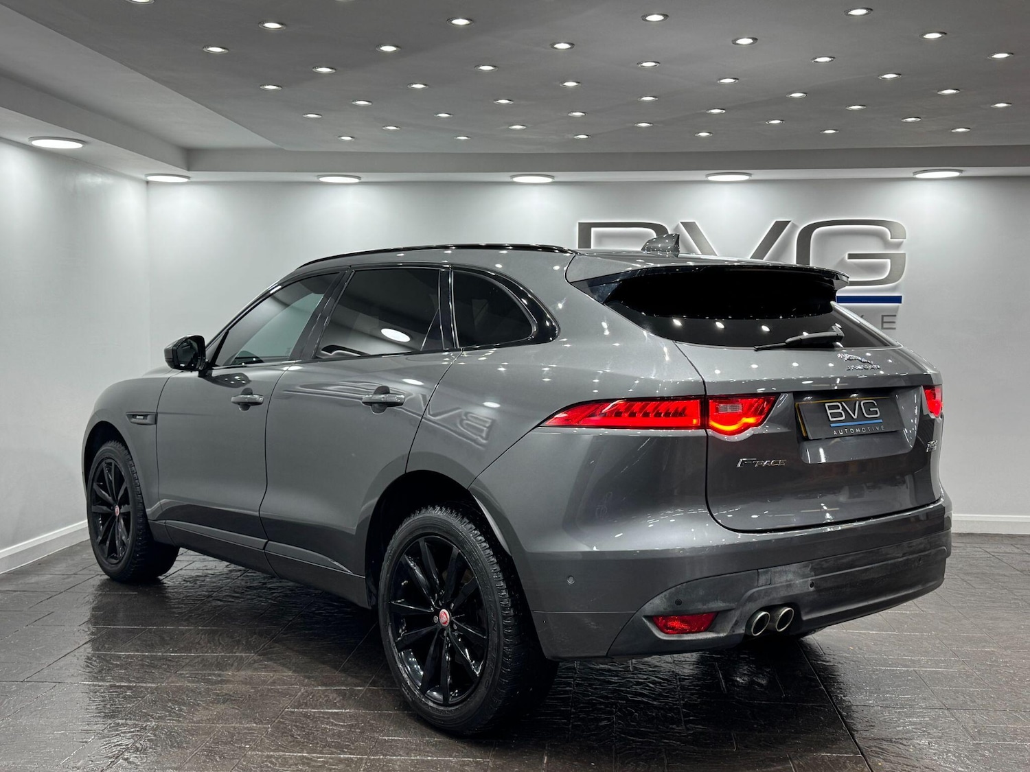 Used Jaguar F-Pace 2016 for sale - 77120778: Photo 10