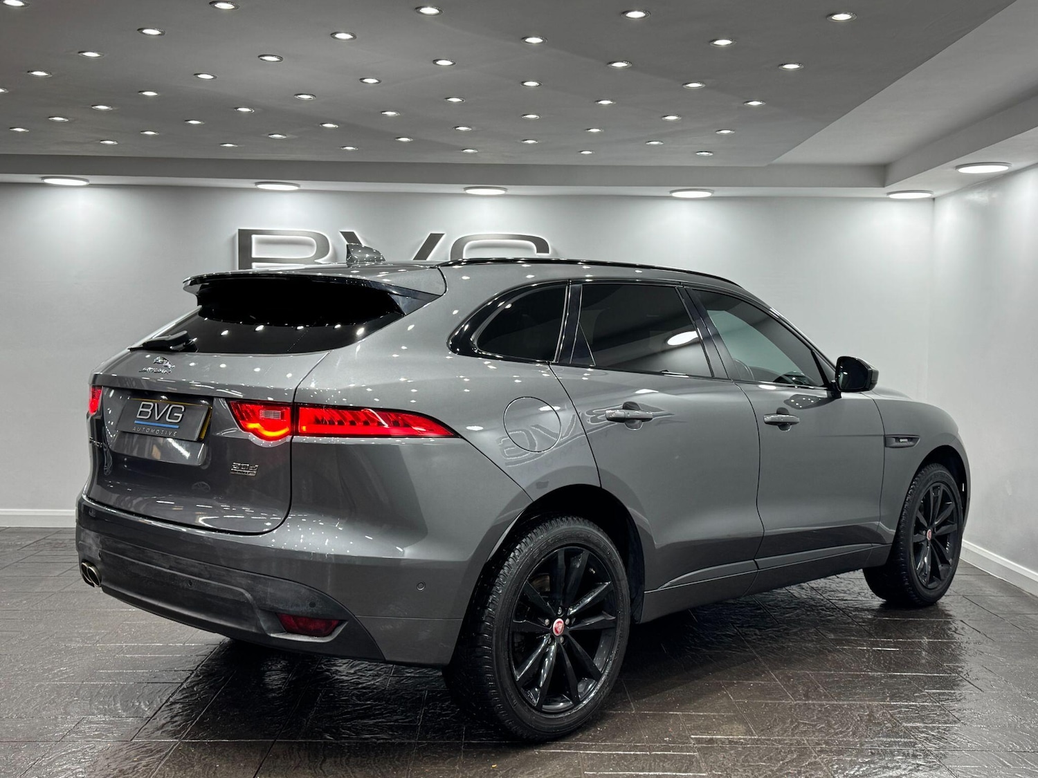 Used Jaguar F-Pace 2016 for sale - 77120778: Photo 12