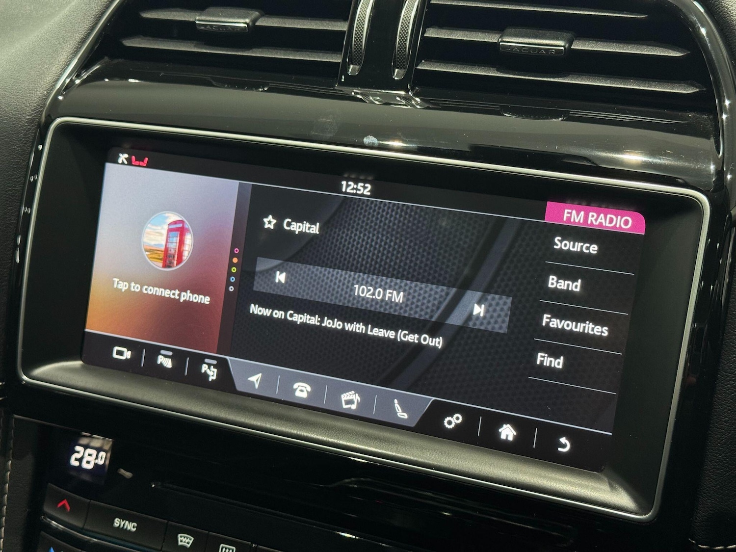 Used Jaguar F-Pace 2016 for sale - 77120778: Photo 43