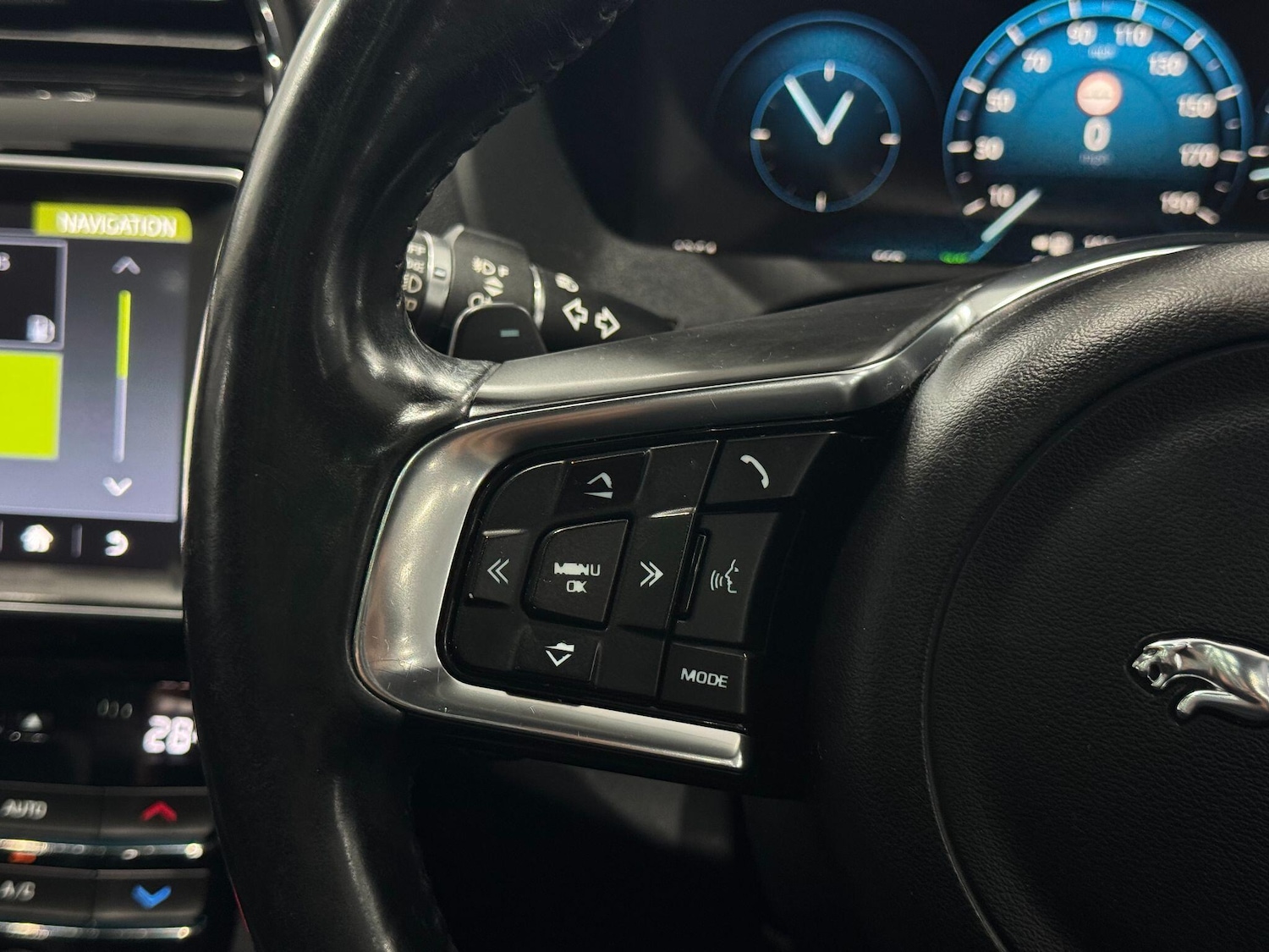 Used Jaguar F-Pace 2016 for sale - 77120778: Photo 54