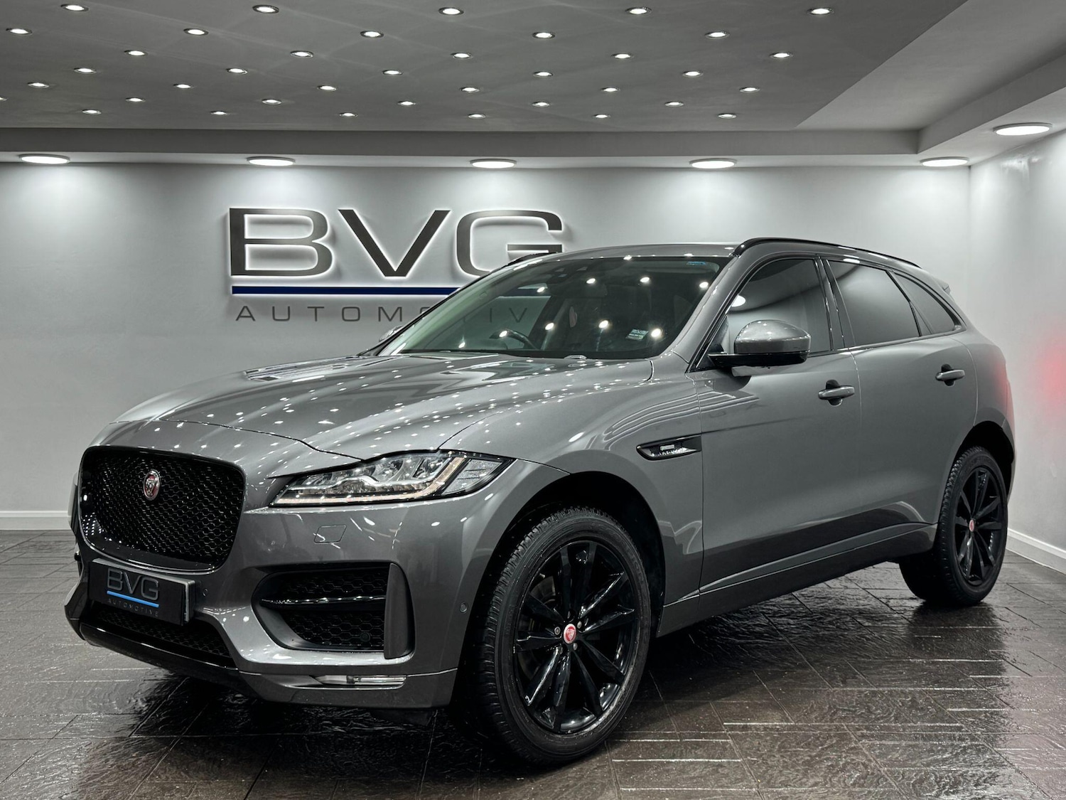Used Jaguar F-Pace 2016 for sale - 77120778: Photo 6