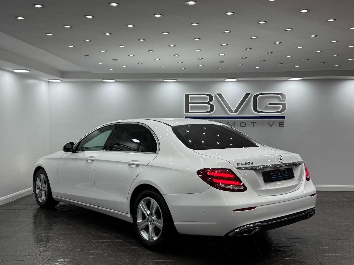 Used Mercedes-Benz E Class 2018 for sale - 77658372: Photo 11