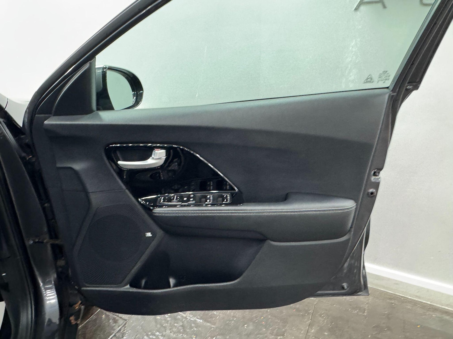 Used Kia Niro 2018 for sale - 77994372: Photo 26