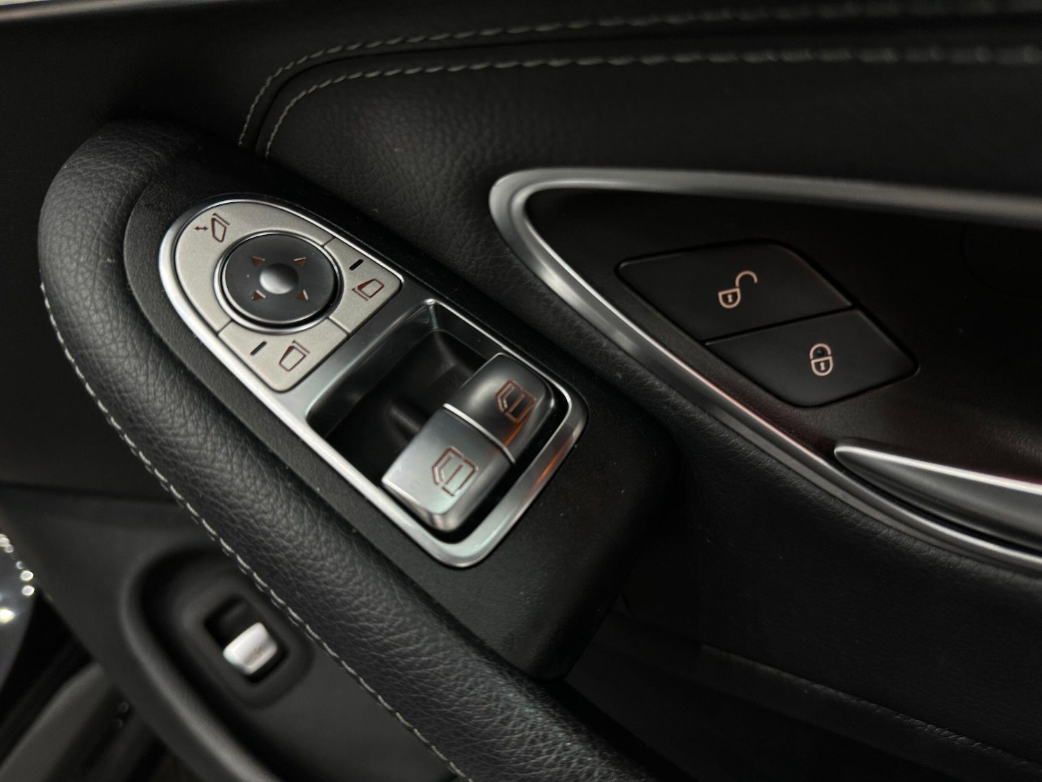 Used Mercedes-Benz C-Class 2020 for sale - 76153145: Photo 29